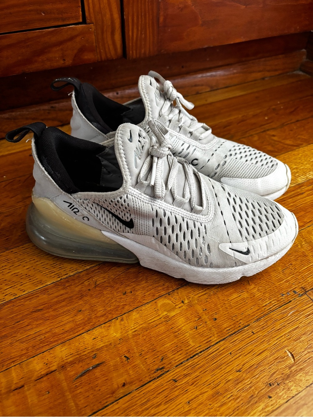 Nike AirMax 270 Shoes